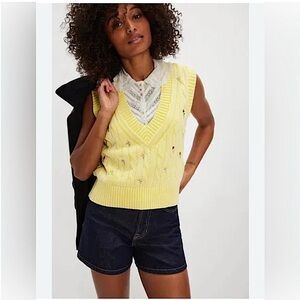 2956. FREE PEOPLE Plumeria Floral Vest in Seeking Sunshine Combo NWT $78